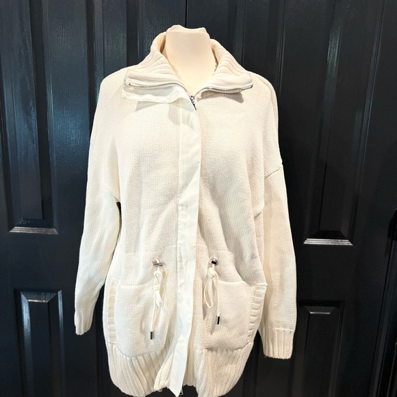 Steve Madden Cream Zip-Up knit Cardigan with Pockets - Picture 1 of 7
